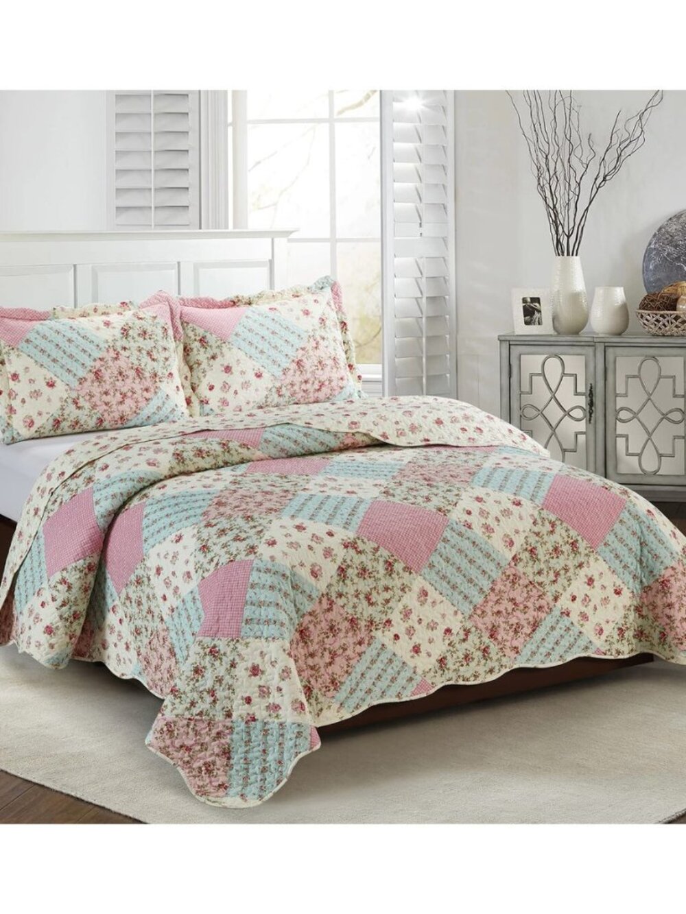 Pink and Green Rose Patchwork, 3-Piece Quilt Set with 2 Shams, Reversible
